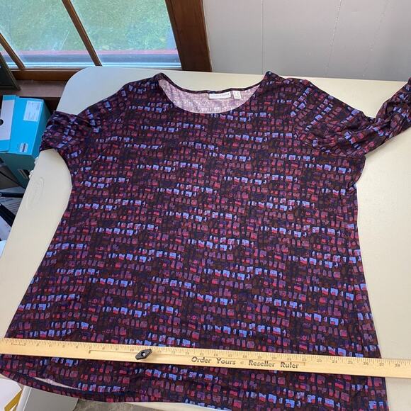 Susan Graver Top 2X Brushed Liquid Knit Purple Abstract Geo Bell Sleeve A343073 - Picture 7 of 11